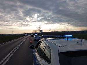 Poranne potrącenie rowerzysty – bądźcie uważni na drodze