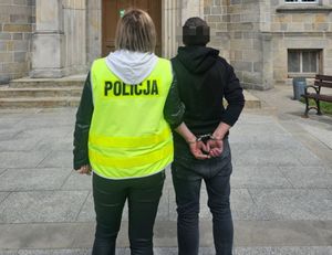 Złamał sądowy zakaz zbliżania się do syna i żony, został zatrzymany i w trybie przyspieszonym usłyszał wyrok