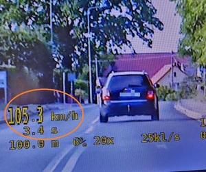 W terenie zabudowanym jechał z prędkością 105 km/h, stracił prawo jazdy na 3 miesiące