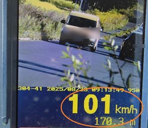 Dwa tysiące mandatu dla kierowcy, który przekroczył dozwoloną prędkość o ponad 60 km/h
