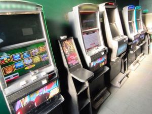 Zabezpieczono 5 nielegalnych automatów do gier, 4 osoby odpowiedzą karnie