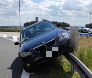 Kierowco bądź czujny na drodze! Jeżeli jedziesz w długą trasę bądź wypoczęty i zaplanuj przerwy w podróży